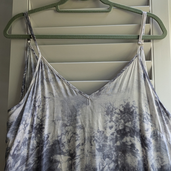 LTX Sportswear split hem maxi dress - Picture 3 of 9